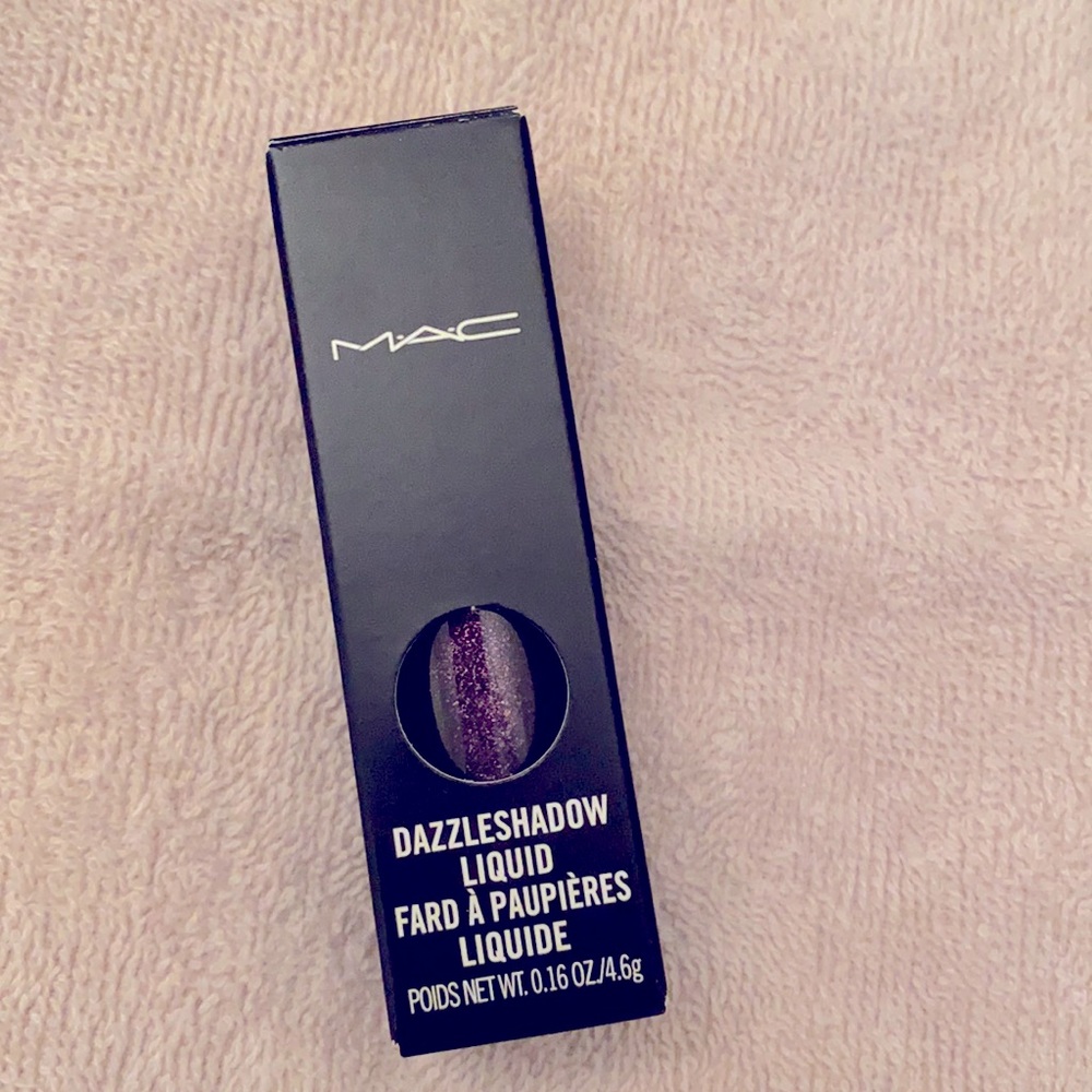 MAC Dazzleshadow Liquid eyeshadow